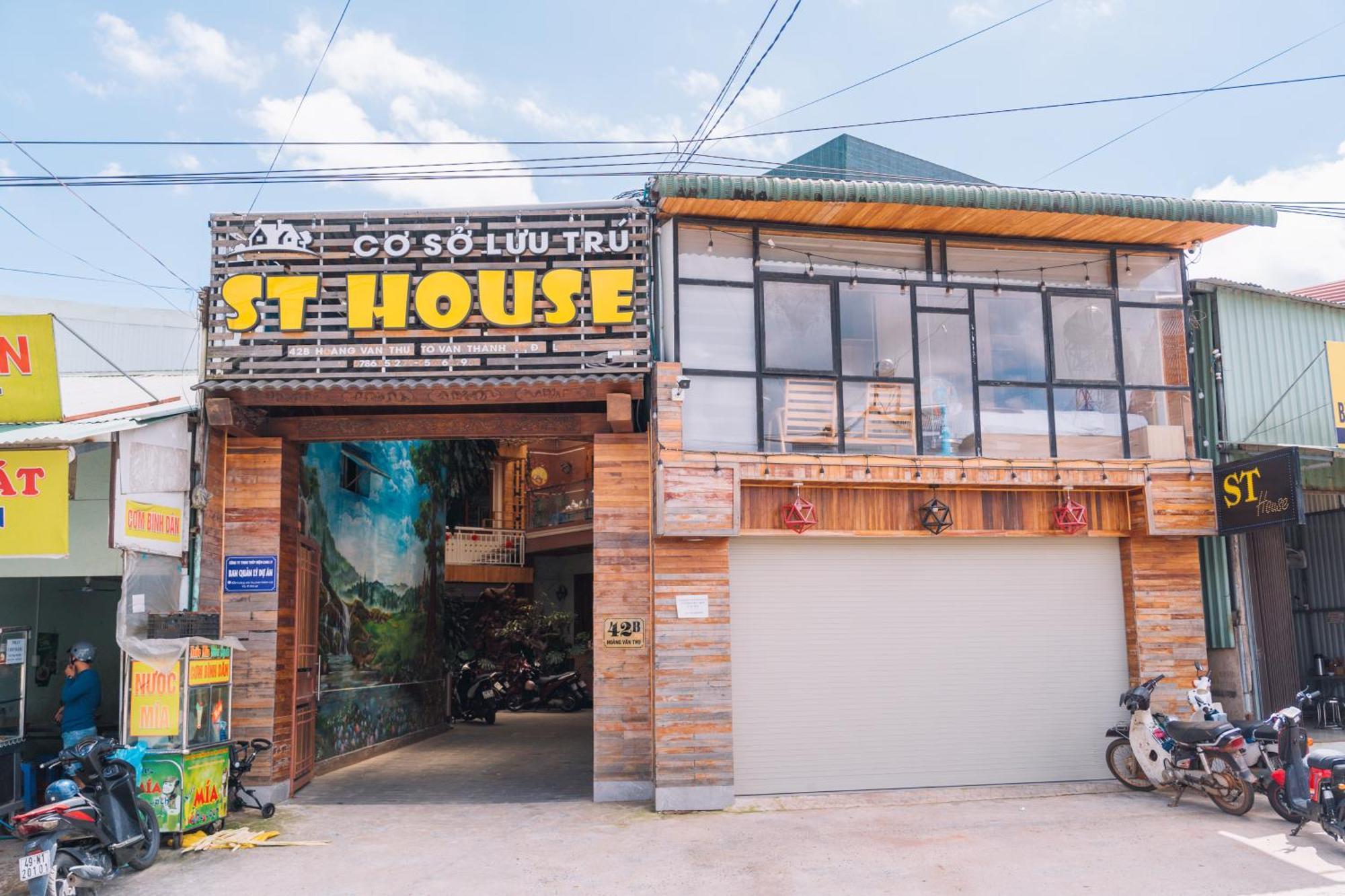 St House Dalat Hotel Buitenkant foto